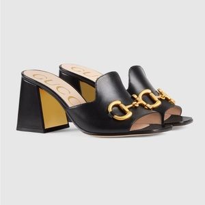 Gucci WOMEN'S SLIDE SANDAL WITH HORSEBIT